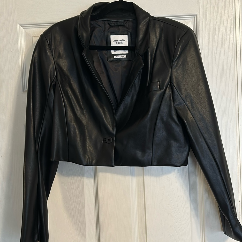 Abercrombie cropped leather jacket